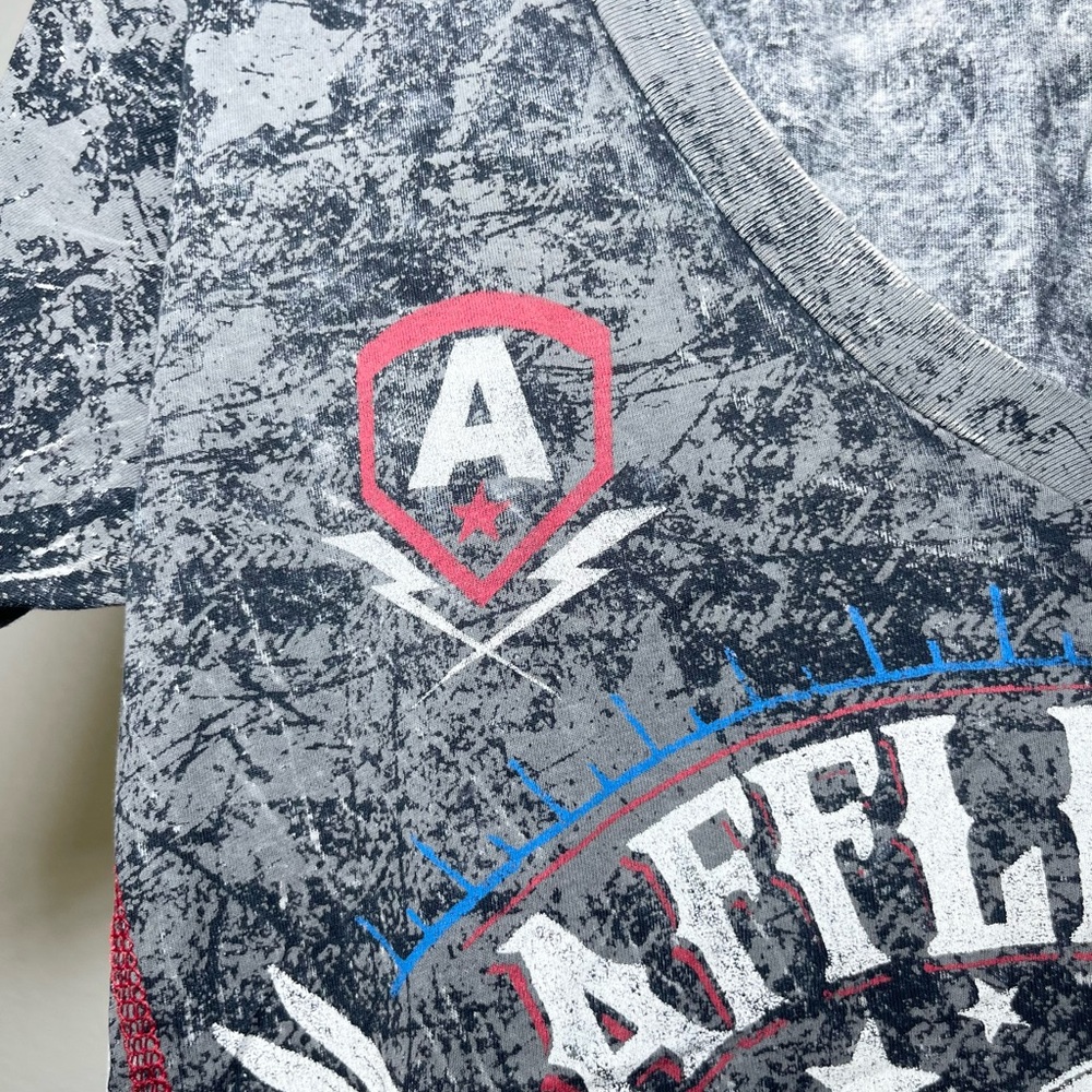 Buckle Affliction Black Gray Cutout V-Neck Graphic Tee - Picture 11 of 15